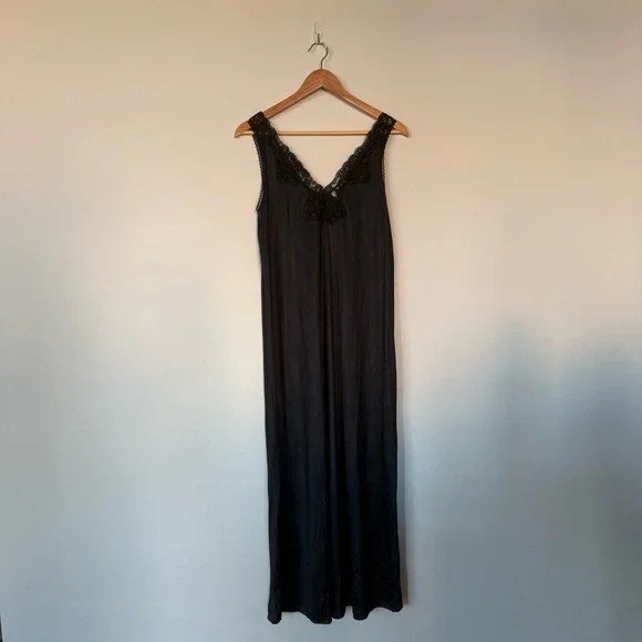 Vintage Vanity Fair Black Silky Lace Nightgown Maxi Intimate Dress Small Y2K 90s - Picture 4 of 13